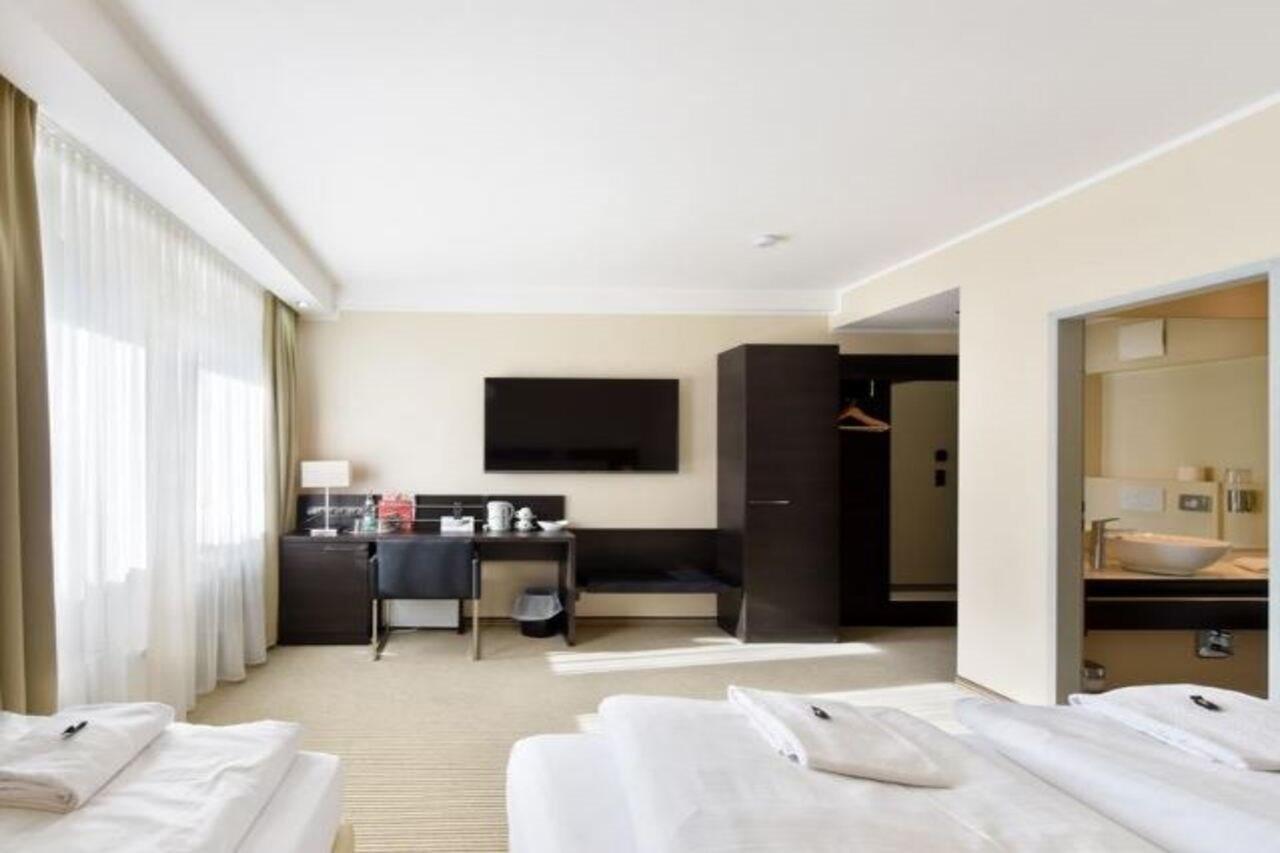 Hotel Am Karlstor Карлсруе Екстер'єр фото